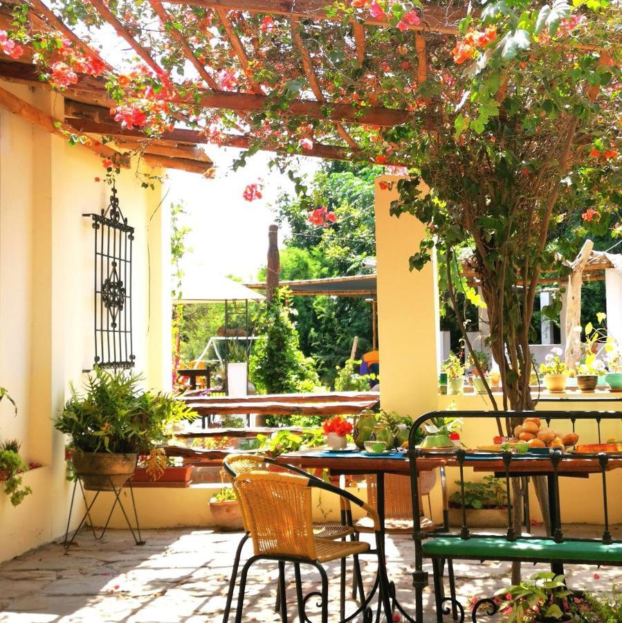نزل إِكافي Luchy'S Country House المظهر الخارجي الصورة
